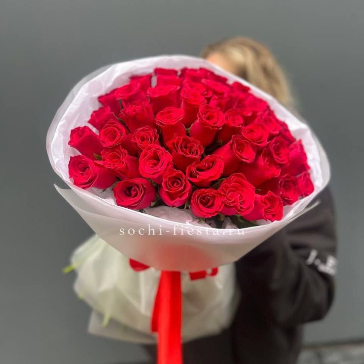 55 красных роз "Амелия" в Чебоксарах