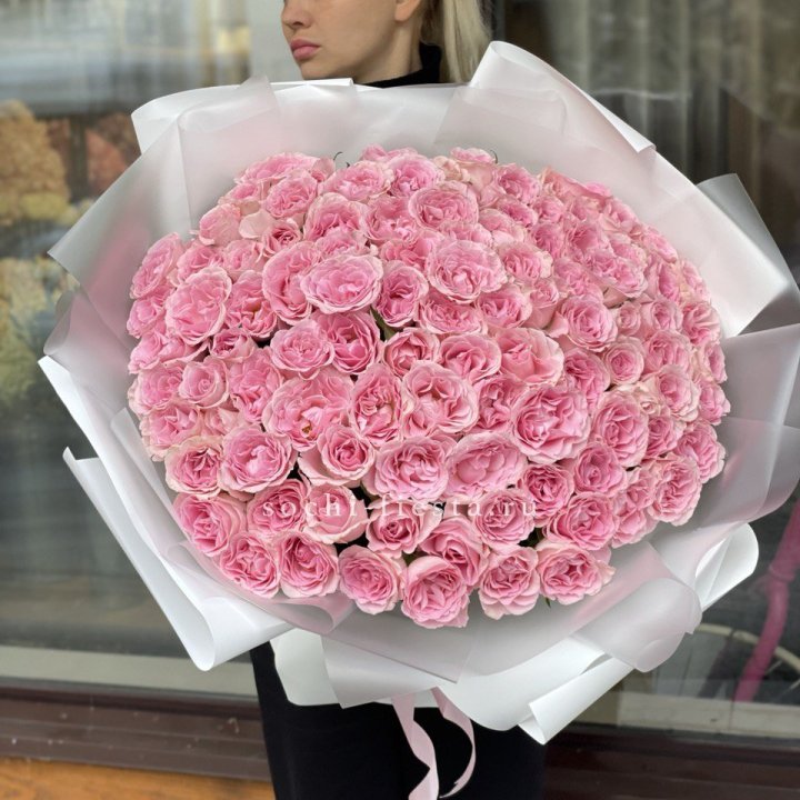 101 нежно-розовая роза в Чебоксарах