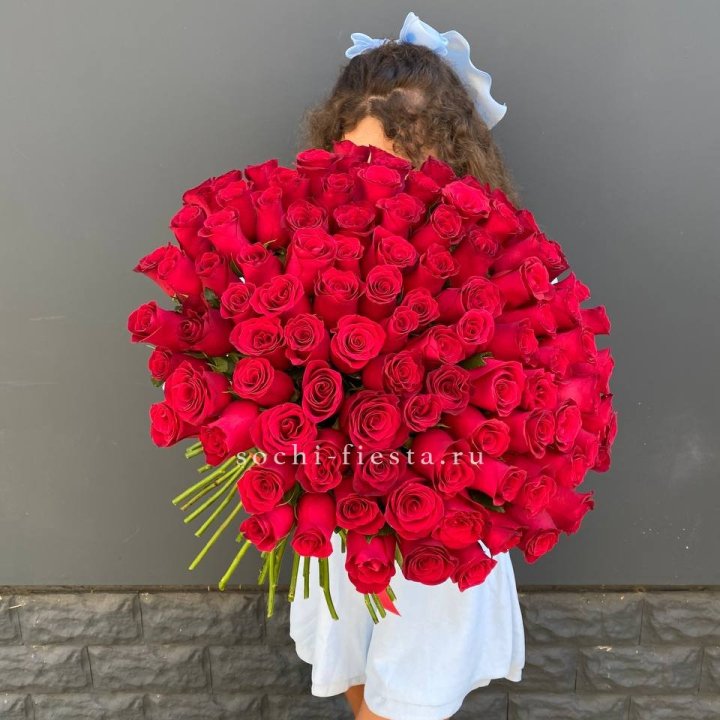 101 красная роза в Чебоксарах