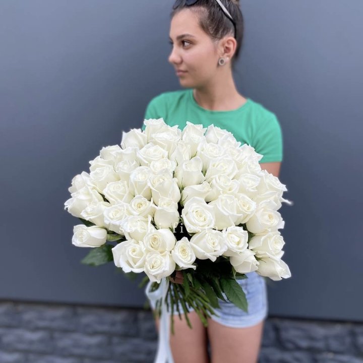 51 белая роза в Чебоксарах