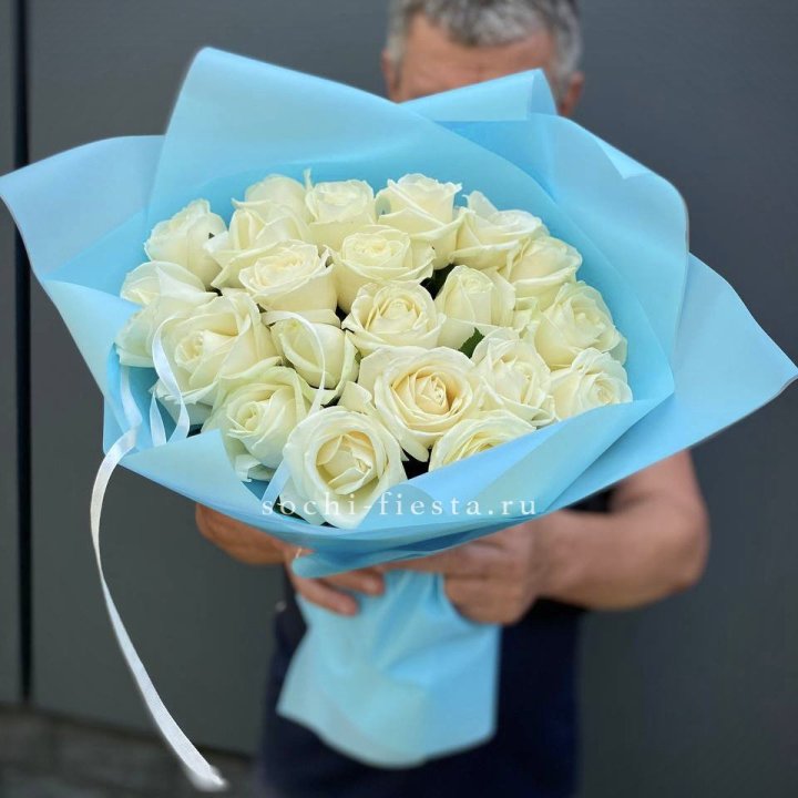 21 белая роза в Чебоксарах