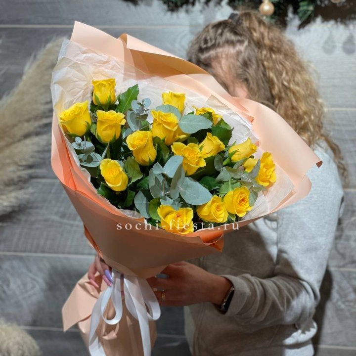 15 желтых роз в Чебоксарах