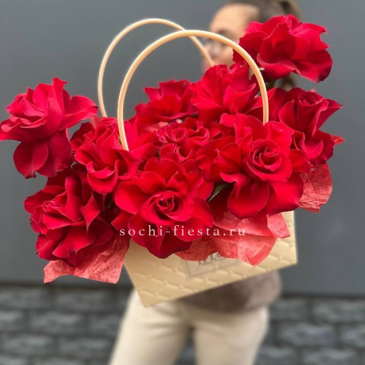 Французские розы в сумочке в Чебоксарах