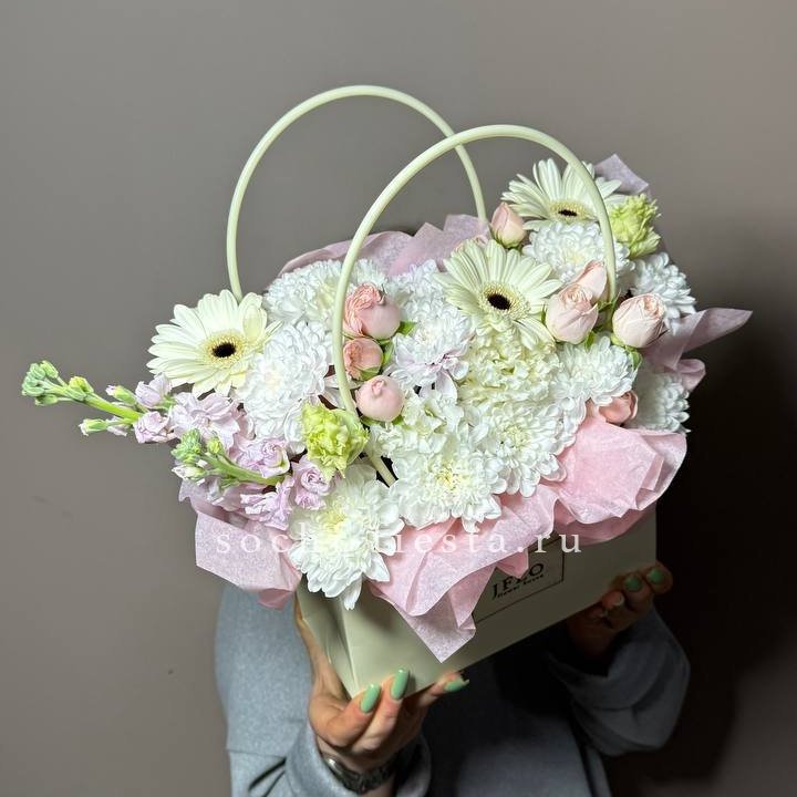 Сумочка "Белый рассвет" в Чебоксарах