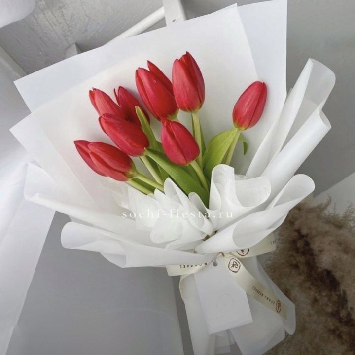 Букет красных тюльпанов в Чебоксарах