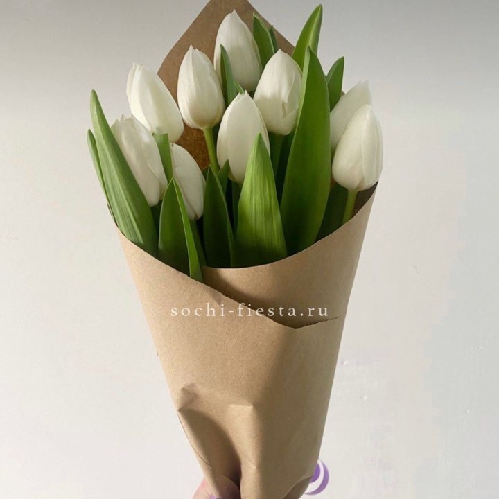 Букет белых тюльпанов в Чебоксарах