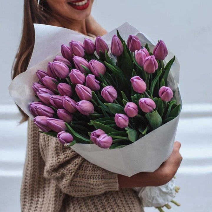39 сиреневых тюльпанов в Чебоксарах